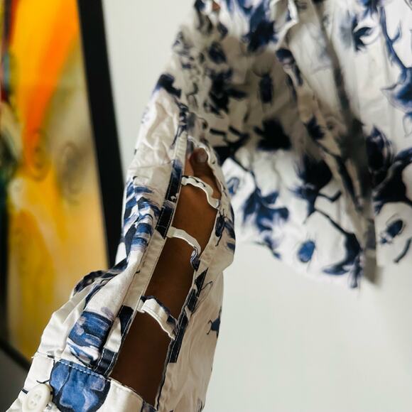 OSMAN YOUSEFZADA COLLECTIVE Blue White Floral Cutout Sleeves Shirt Size 10 FLAW - Picture 7 of 11